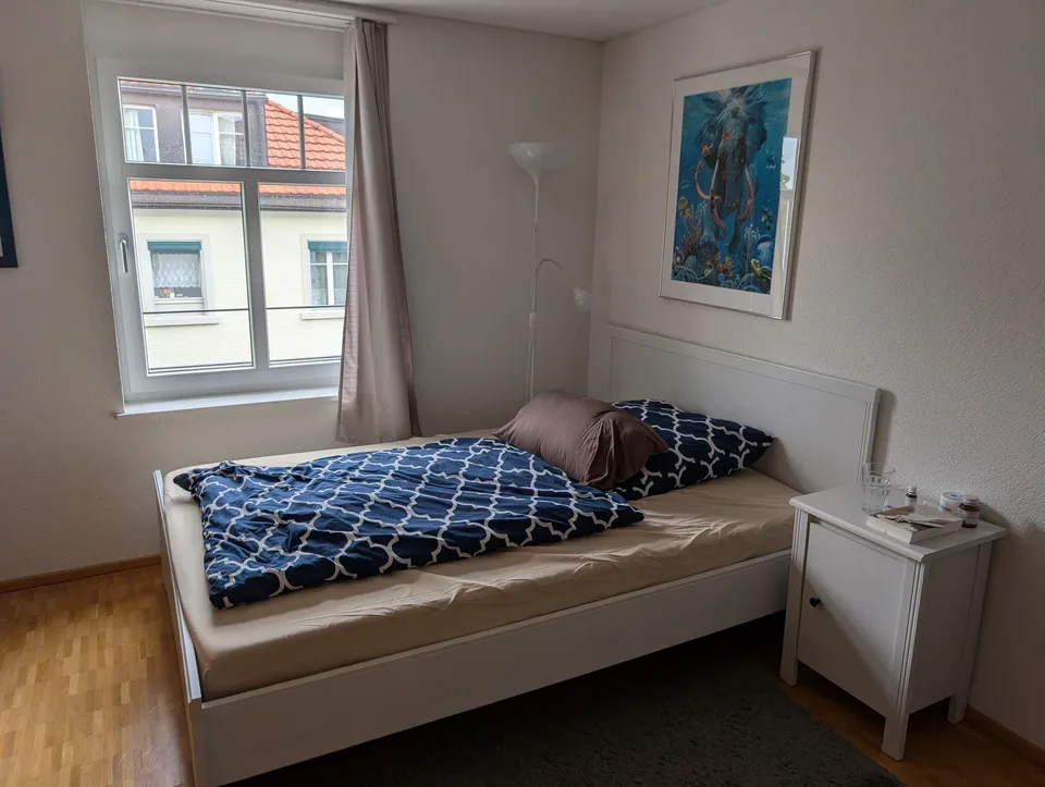 Gemütliches Zimmer in grosszügiger WG direkt am Bahnhof St. Fiden