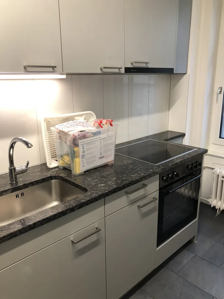 möbliertes, helles WG-Zimmer mit Balkon - zentral, modern und alles inklusive, 2.OG, Zimmer 4