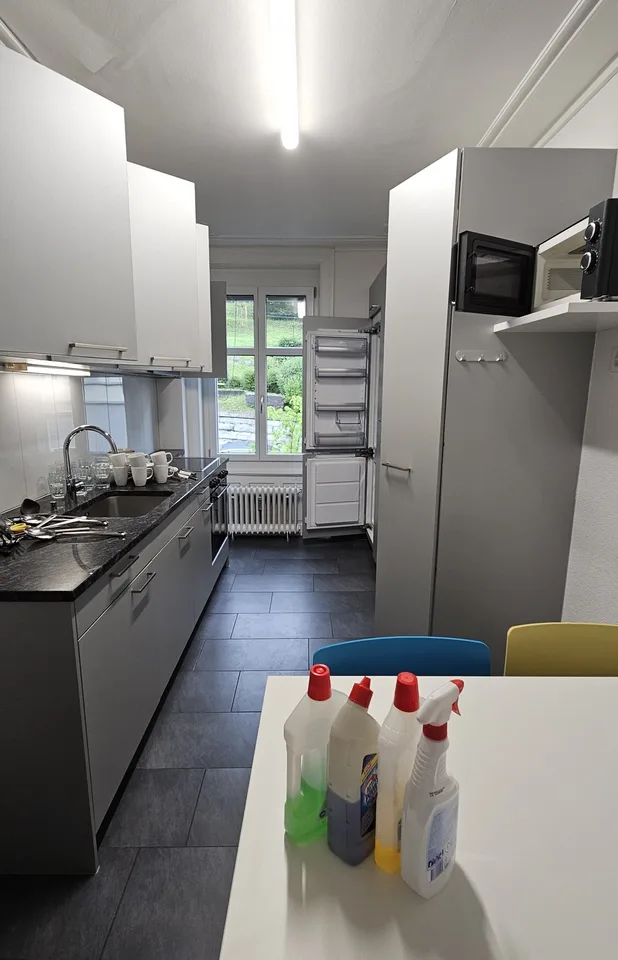möbliertes, helles WG-Zimmer mit Balkon - zentral, modern und alles inklusive, 2.OG, Zimmer 4