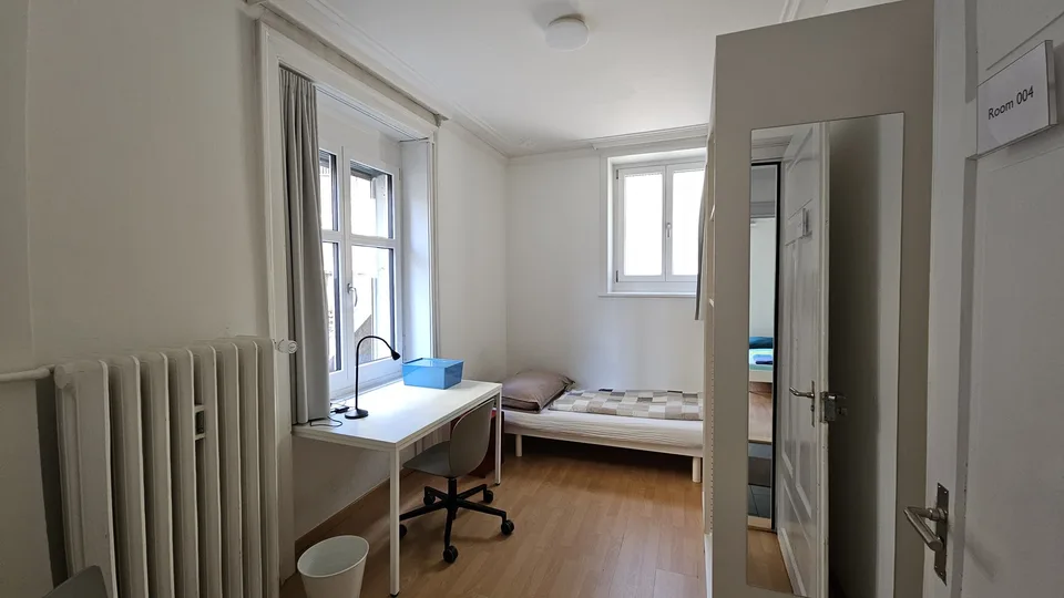 möbliertes, helles WG-Zimmer- zentral, modern und alles inklusive, EG, Zimmer 4