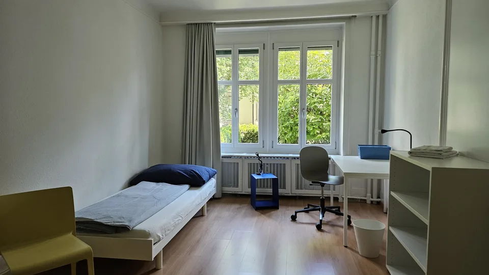 möbliertes, helles WG-Zimmer - Zentral, modern und alles inklusive