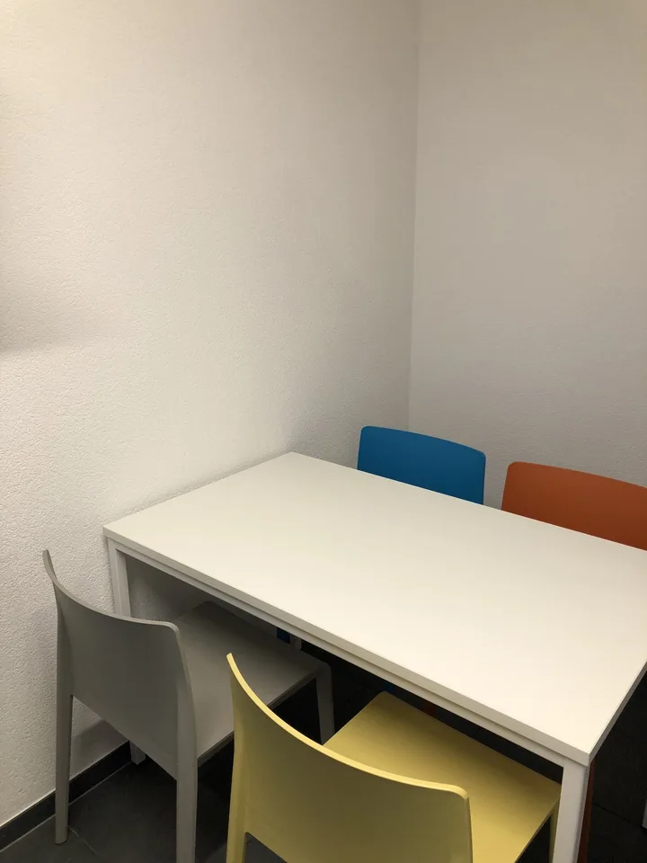 Grosses, gemütliches WG-Zimmer