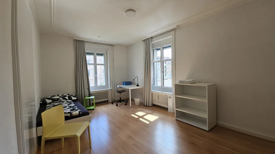 Grosses, gemütliches WG-Zimmer