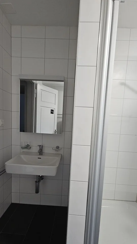 Gemütliches WG-Zimmer mit Balkon