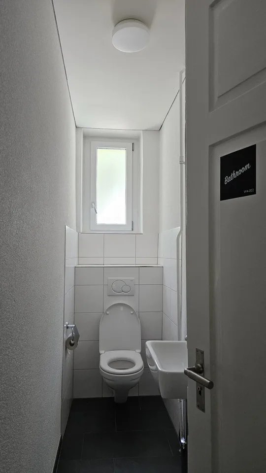 Grosszügiges, gemütliches WG-Zimmer