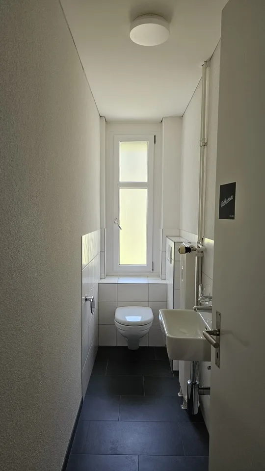 Möbliertes, helles WG-Zimmer - Zentral, modern und alles inklusive