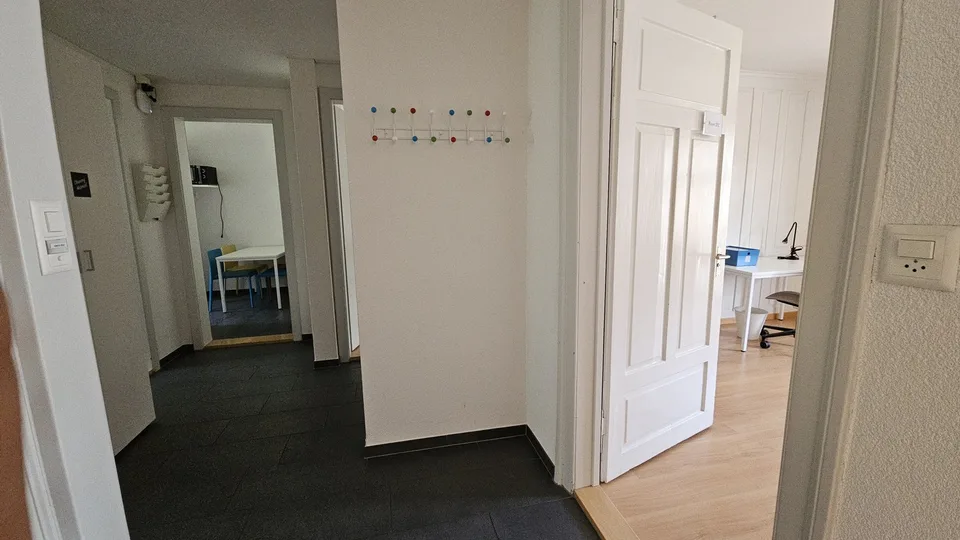 Grosses, helles WG-Zimmer an zentraler Lage