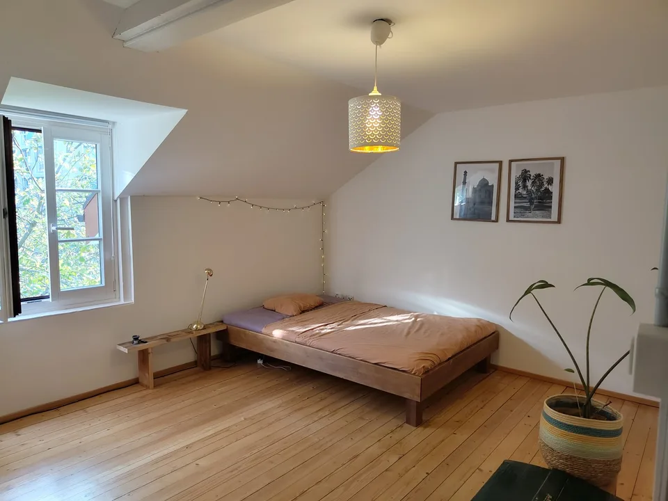 Häuschen mit Gartenparadies (befristet, möbliert 1.10 - 31.10.2026)