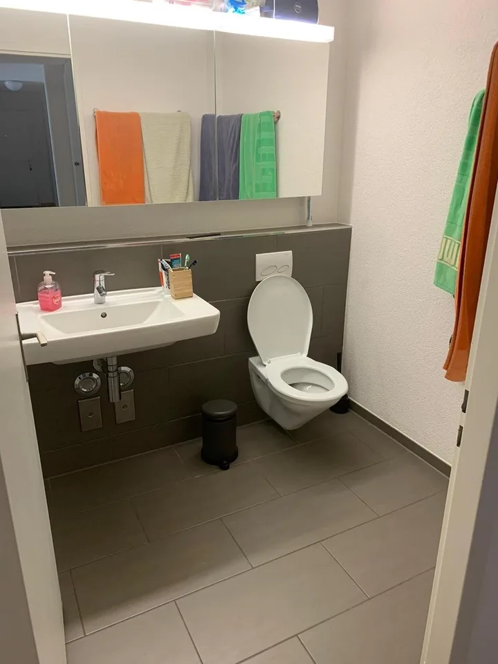 Zimmer in queerer WG