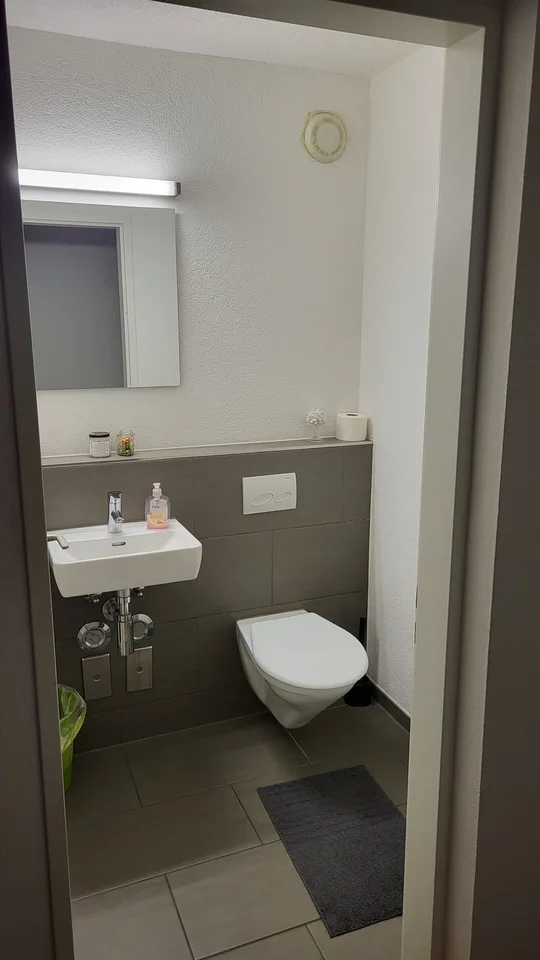 Zimmer in queerer WG