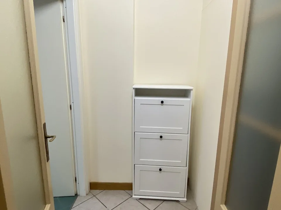 Fully Furnished 1-Bedroom Apartment with Private Bathroom – Wartstrasse 2, 8032 Zürich