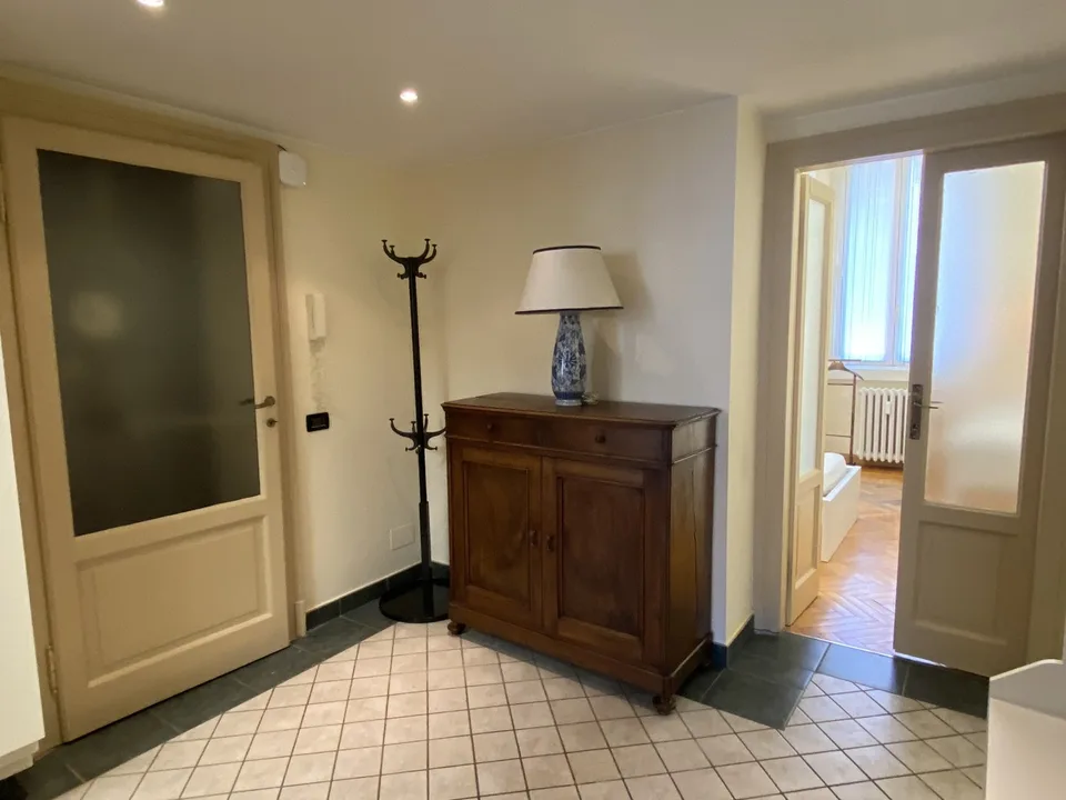 Fully Furnished 1-Bedroom Apartment with Private Bathroom – Wartstrasse 2, 8032 Zürich