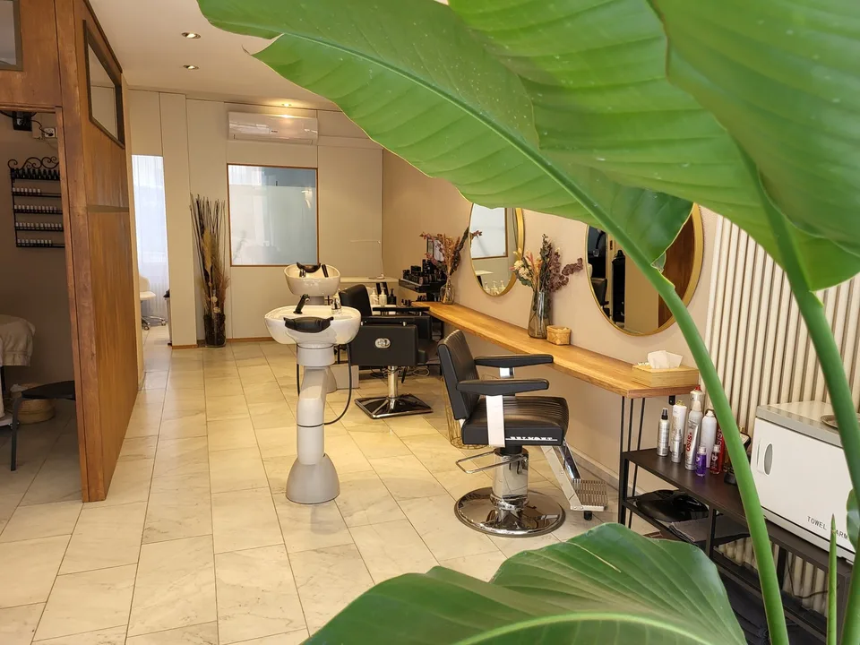 Coiffeuse gesucht – Untermiete in Zürich kreis 4