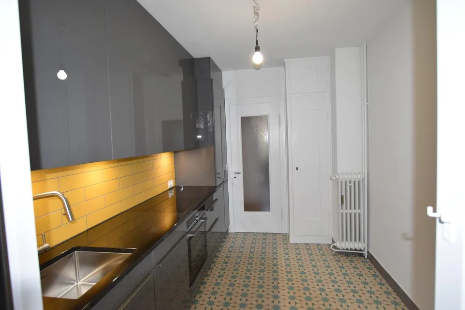 renovierte Altbauwohnung an ruhiger Lage