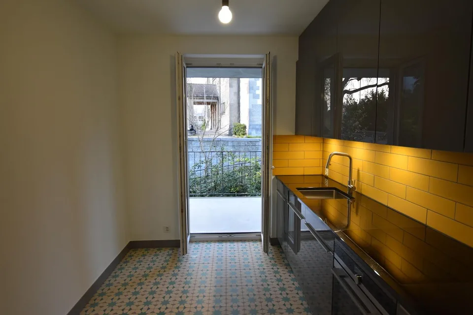 renovierte Altbauwohnung an ruhiger Lage