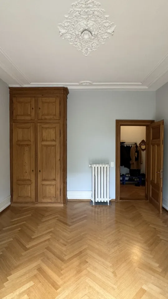Mitbewohner*in gesucht. Freundliche Altbauwohnung in Seenähe