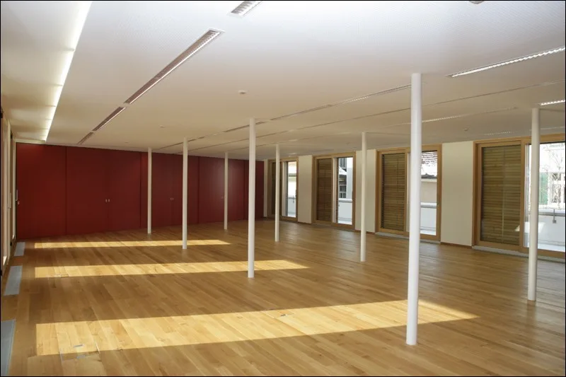 Büroräumlichkeiten mit moderner Architektur