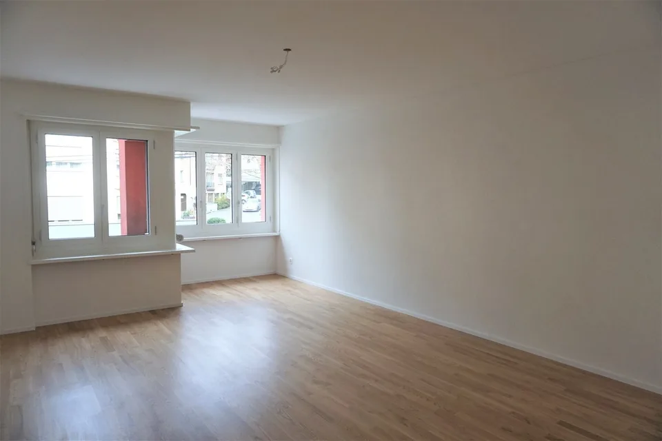 Renovierte Wohnung mit Balkon und Blick ins Grüne