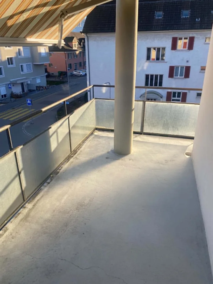Rent a room in a shared flat in Altstetten Nov 4, 2026 To march 2027 (4 months)