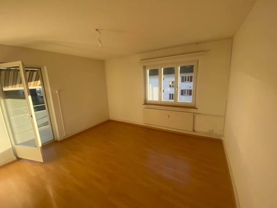 Rent a room in a shared flat in Altstetten Nov 4, 2026 To march 2027 (4 months)