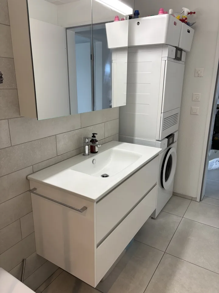 Wunderschöne möblierte 3.5 Zimmer Neubauwohnung mit Seesicht in Thalwil zur Zwischenmiete