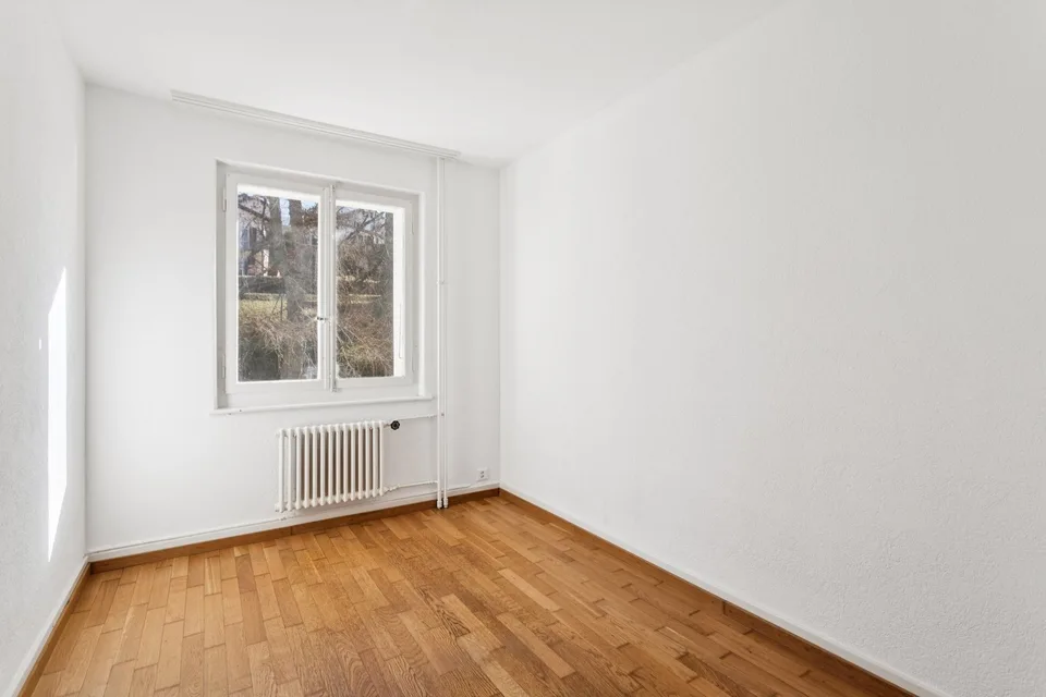 Rénové - balcon - bon emplacement