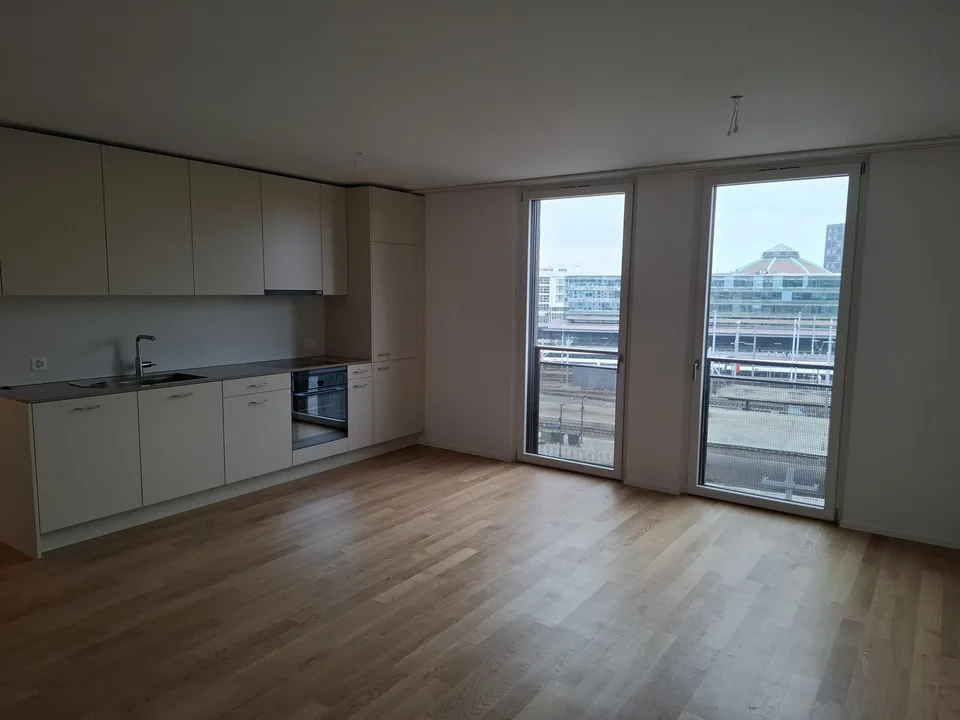 2.5 Zimmer Neubauwohnung beim Bahnhof SBB mit tollem Stadtausblick