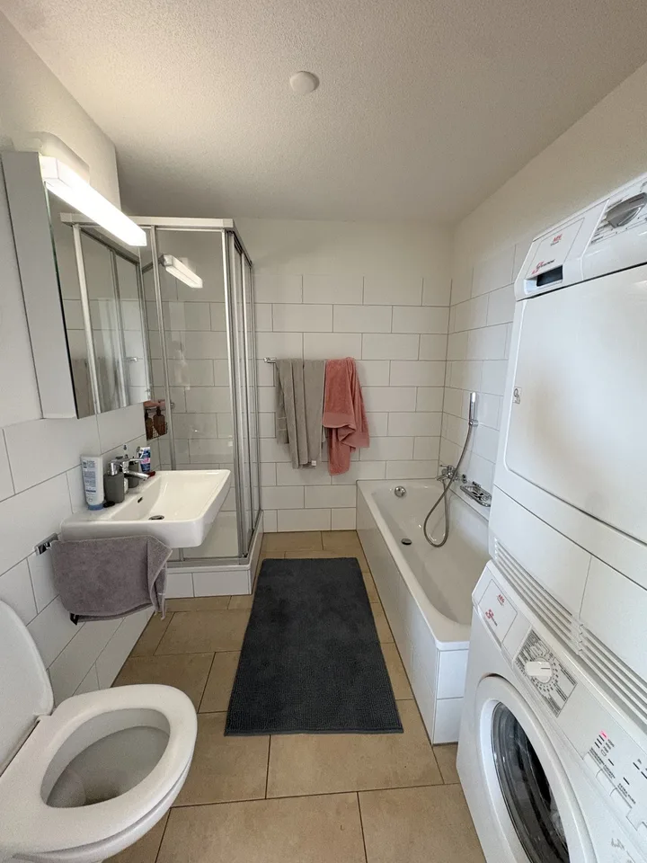 WG Zimmer zu vermieten (möbiliert)
