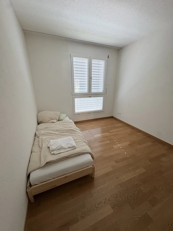 WG Zimmer zu vermieten (möbiliert)