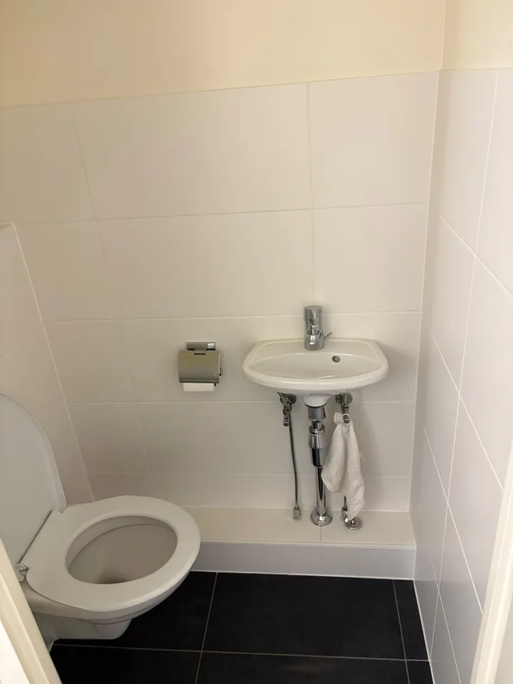 À louer – Spacieux appartement de 4 pièces avec balcon à Genève