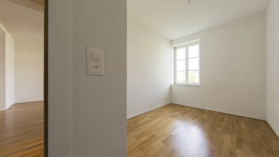 NÄTÜRLICH, MODERN UND EINFACH ZEITLOS - MIT BALKON