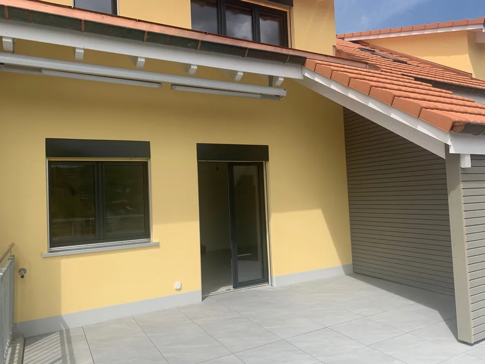 2.5-Zimmer-Maisonette, 54 m², mit knapp 30 m² Dachterrasse und Weitblick