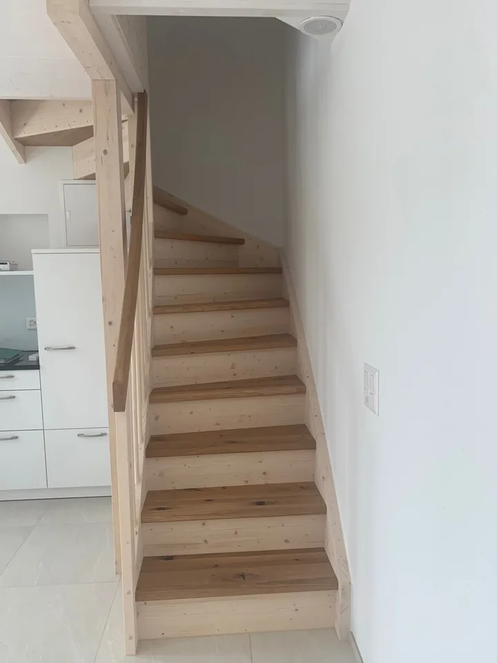 2.5-Zimmer-Maisonette, 54 m², mit knapp 30 m² Dachterrasse und Weitblick