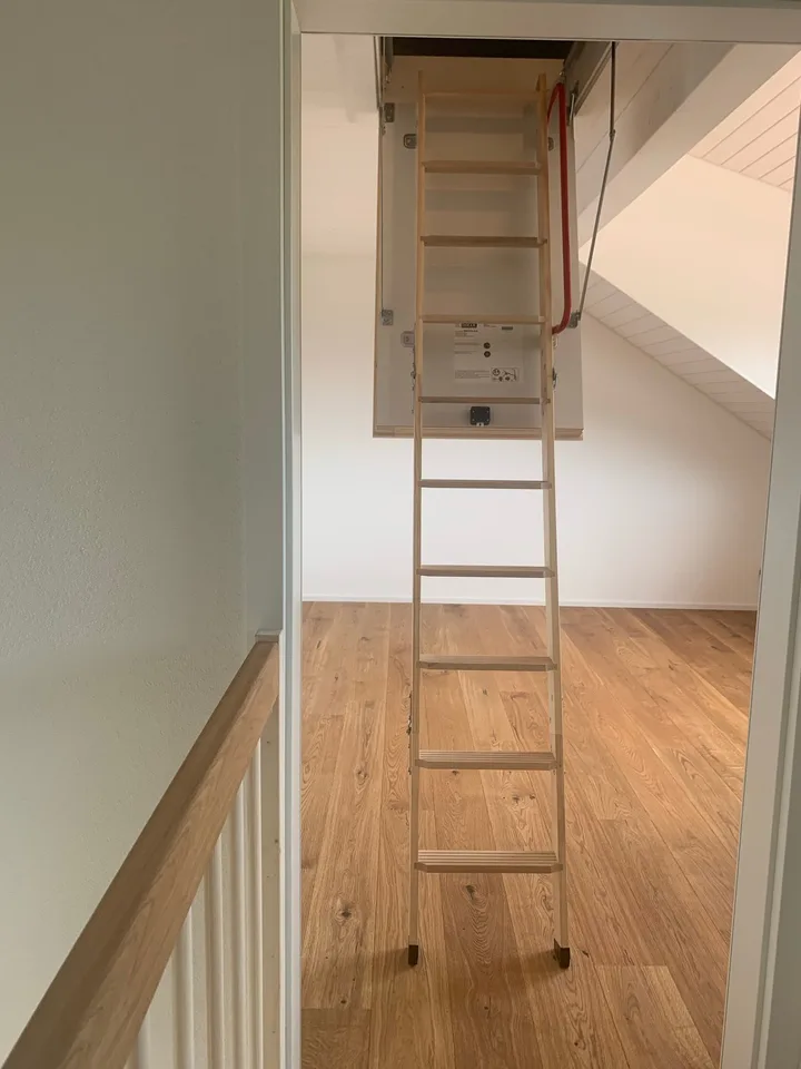 2.5-Zimmer-Maisonette, 54 m², mit knapp 30 m² Dachterrasse und Weitblick