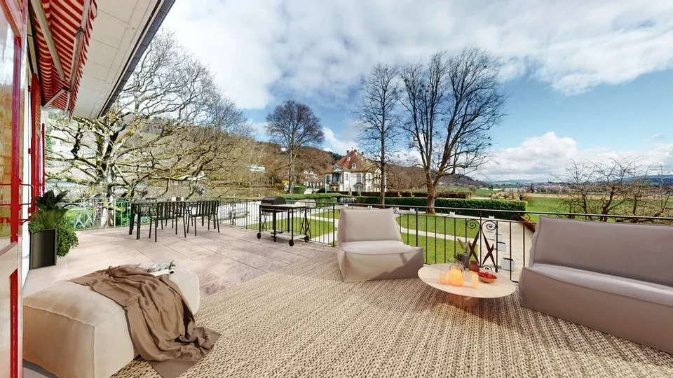 Luxuriöse Wohnung mit Schlossblick, Pool und grosser Terrasse!