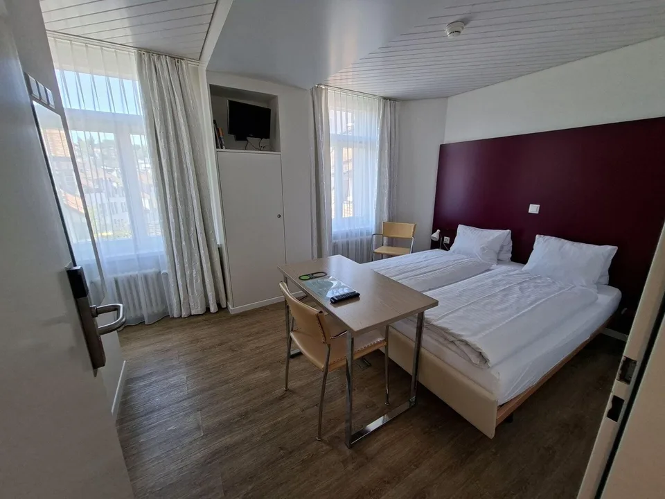 Wunderschönes, möbliertes Zimmer mit eigenem Bad in der Altstadt