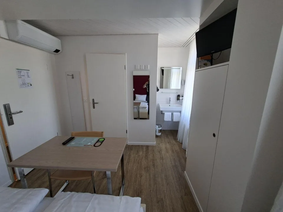 Wunderschönes, möbliertes Zimmer mit eigenem Bad in der Altstadt