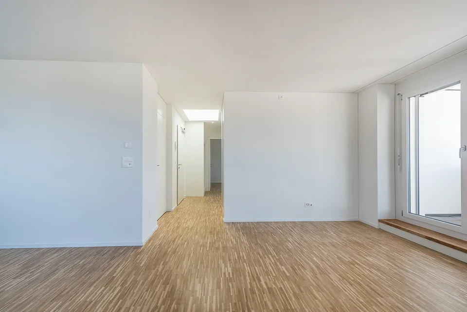 totalsanierte 3.5 Zimmer-Attikawohnung - exklusive Aussicht im 11. OG