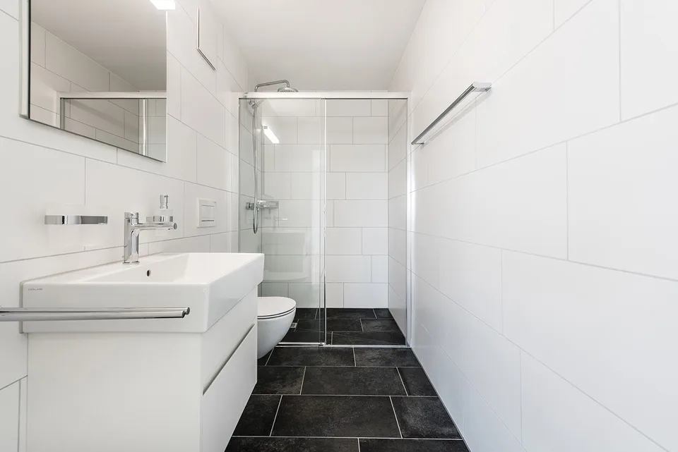 totalsanierte 3.5 Zimmer-Attikawohnung - exklusive Aussicht im 11. OG