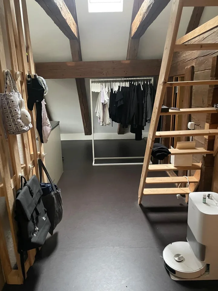 Modernisierte, heimelige Altbauwohnung | Möbliert | Zur Untermiete