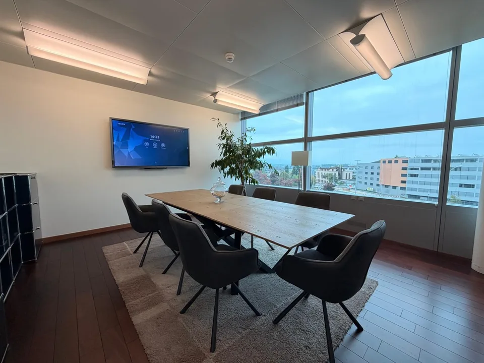 Superbe surface de bureaux de 115 m² avec grande terrasse et 2 parkings – Grand-Saconnex