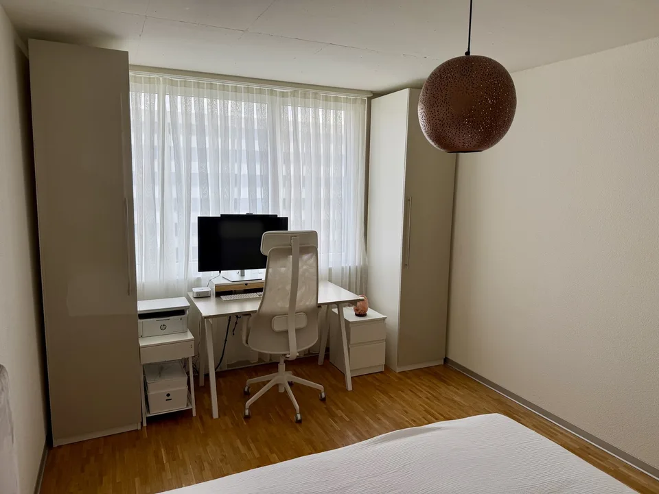Helle 3.5-Zimmer-Wohnung, ca. 95 m² – 3 Min. zum Bahnhof Schlieren
