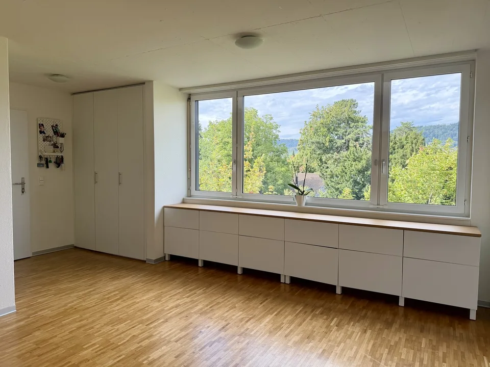 Helle 3.5-Zimmer-Wohnung, ca. 95 m² – 3 Min. zum Bahnhof Schlieren