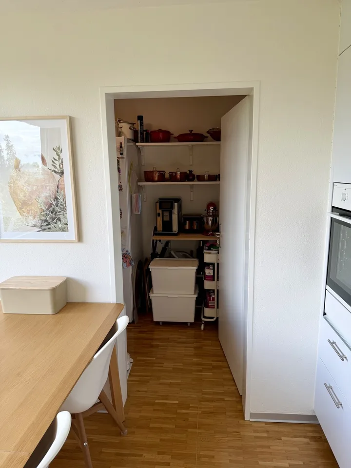 Helle 3.5-Zimmer-Wohnung, ca. 95 m² – 3 Min. zum Bahnhof Schlieren