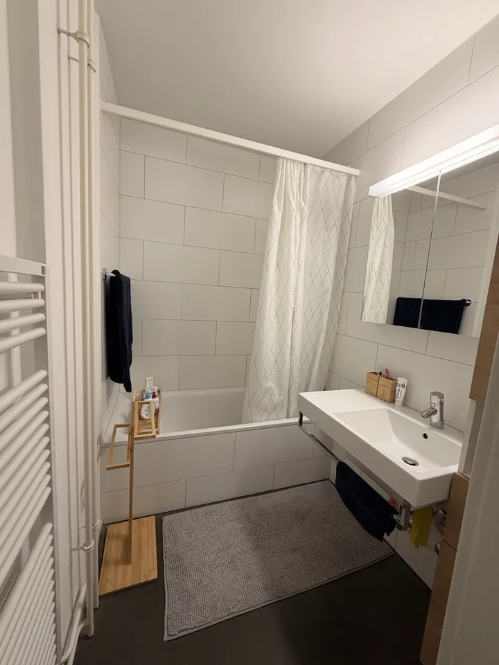 Furnished room in a shared 3.5-room flat — Zürich Enge