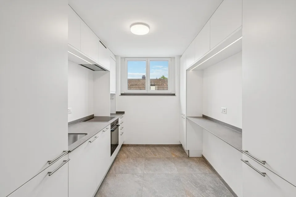 Wohnen auf höchstem Niveau  Traumhafte 6.5-Zimmer-Maisonette nach Totalsanierung