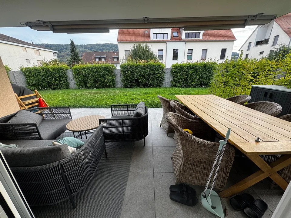 *Hochwertige 3.5-Zimmer-Gartenwohnung in ruhiger Wohnlage*