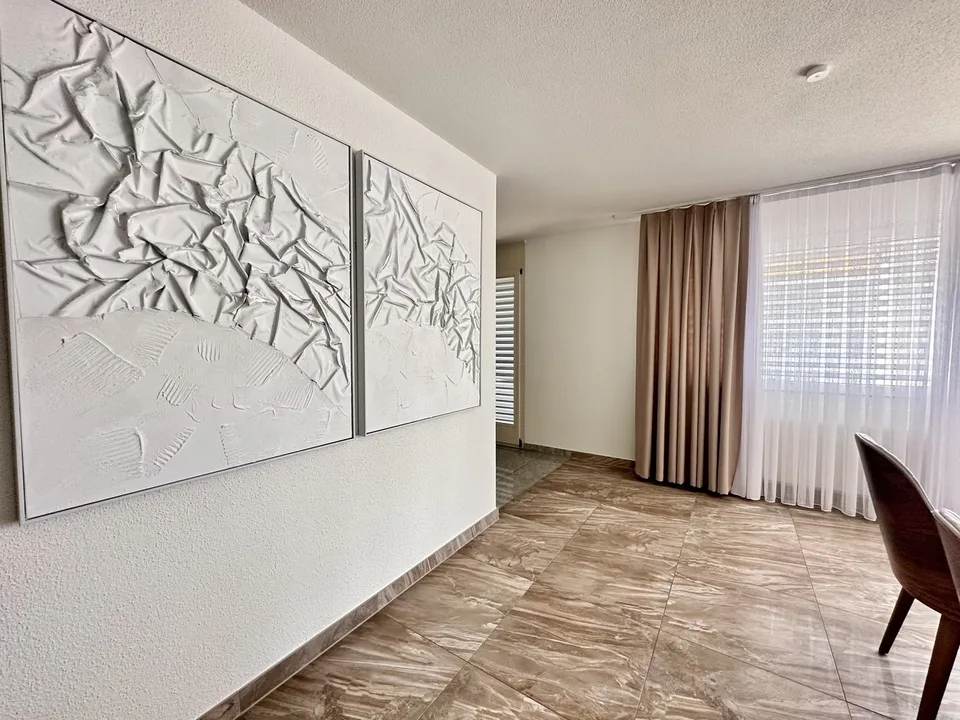 MydiHei Co-living: Furnished Room in an "All Girls" Flatshare
