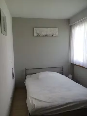 ⭐Appartamento arredato di 3.5 locali con balcone a Opfikon