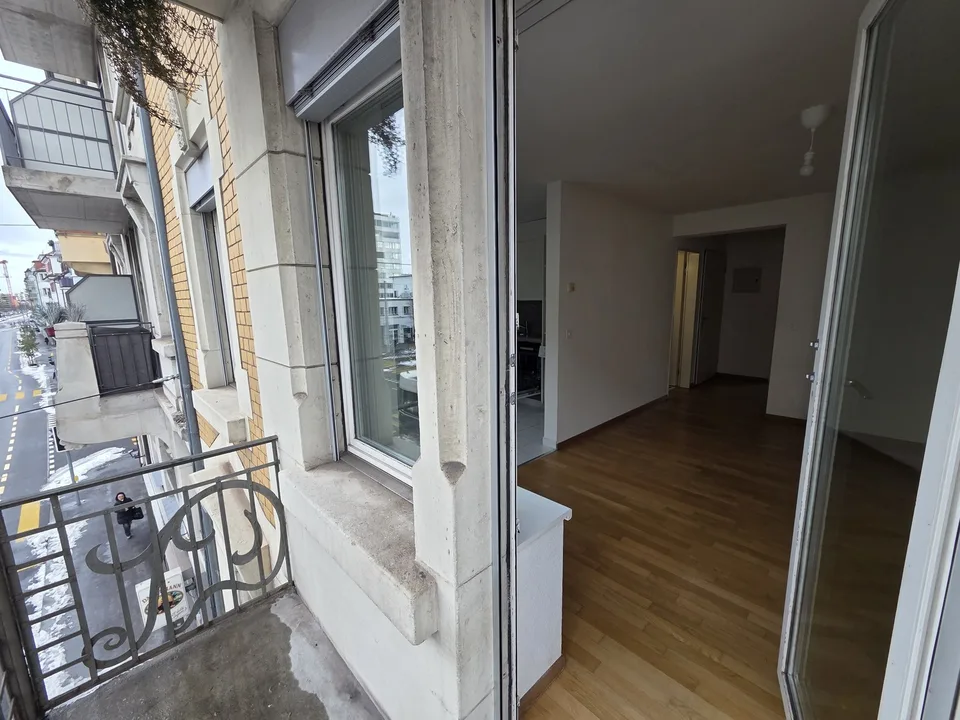 grosszügige 3.5-Zimmer-Wohnung Nähe Albisriederplatz und Lochergut